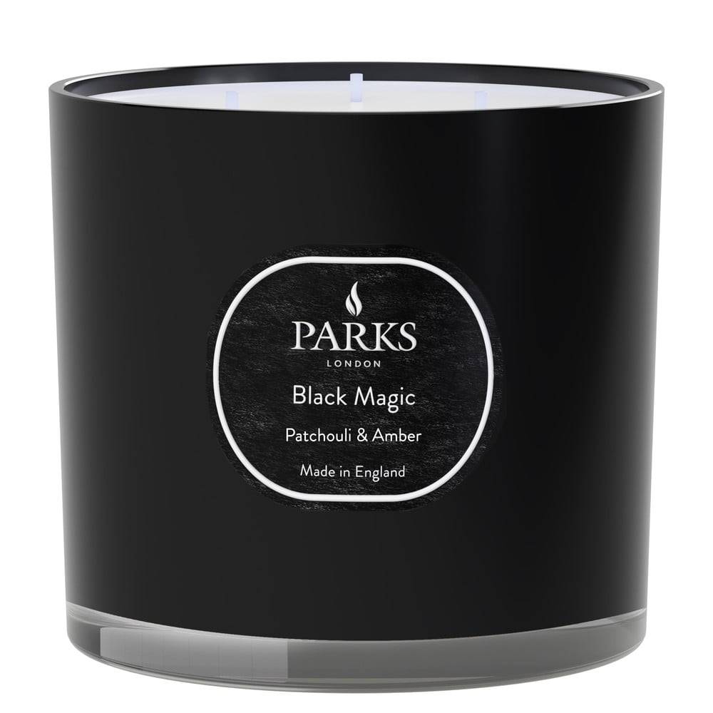 Parks Candles London Sviečka s vôňou pačuli a jantáru  Black Magic, doba horenia 56 h, značky Parks Candles London
