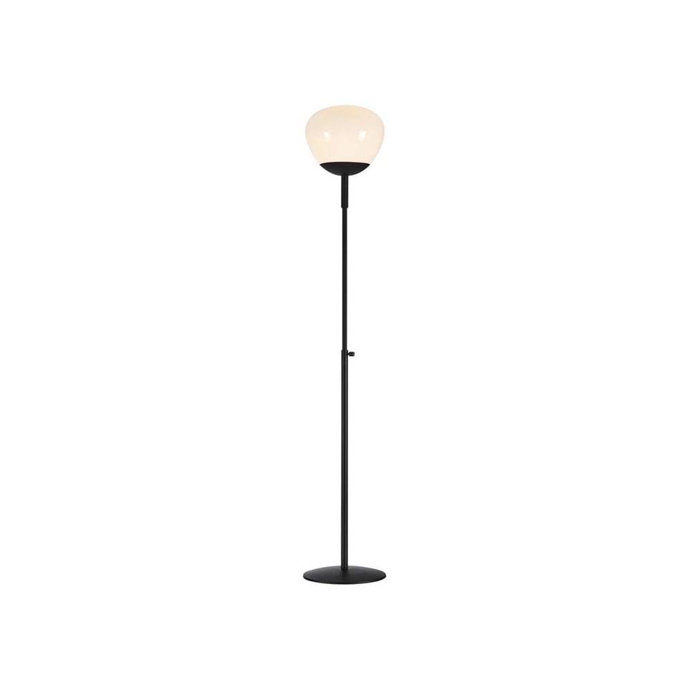 Markslöjd Čierna stojacia lampa  Rise, výška 151 cm, značky Markslöjd